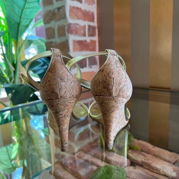 GUCCI Gold Leather Cork Wedges Sandals SZ9.5B - Picture 5 of 9